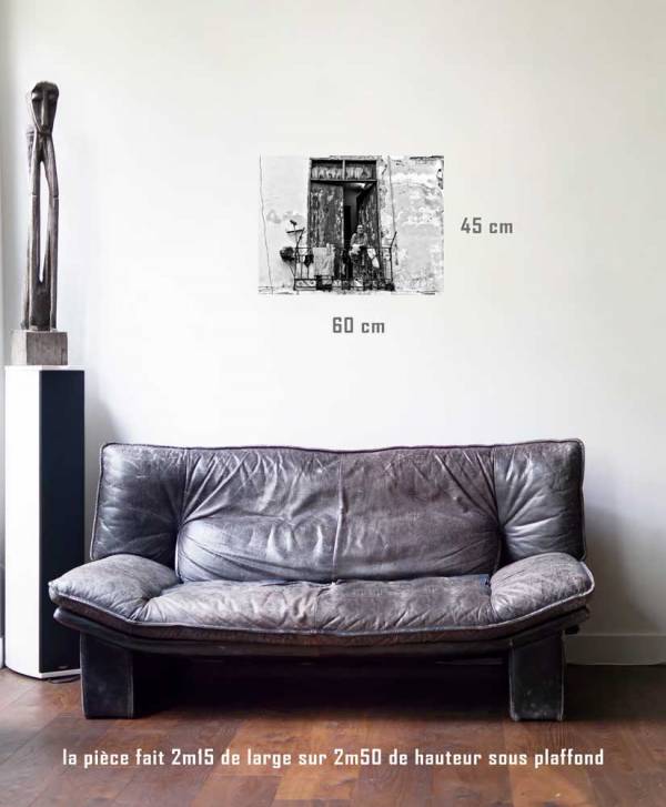 Le temps qui passe-tirage en situation-45 x 60- Cuba, au delà des couleurs par Justine Darmon