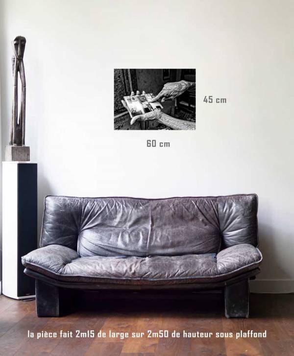 Les souvenirs-tirage en situation-45 x 60- Cuba, au delà des couleurs par Justine Darmon