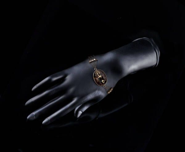 Bracelet-n7-les-Bijoux-des-lames-du-tarot