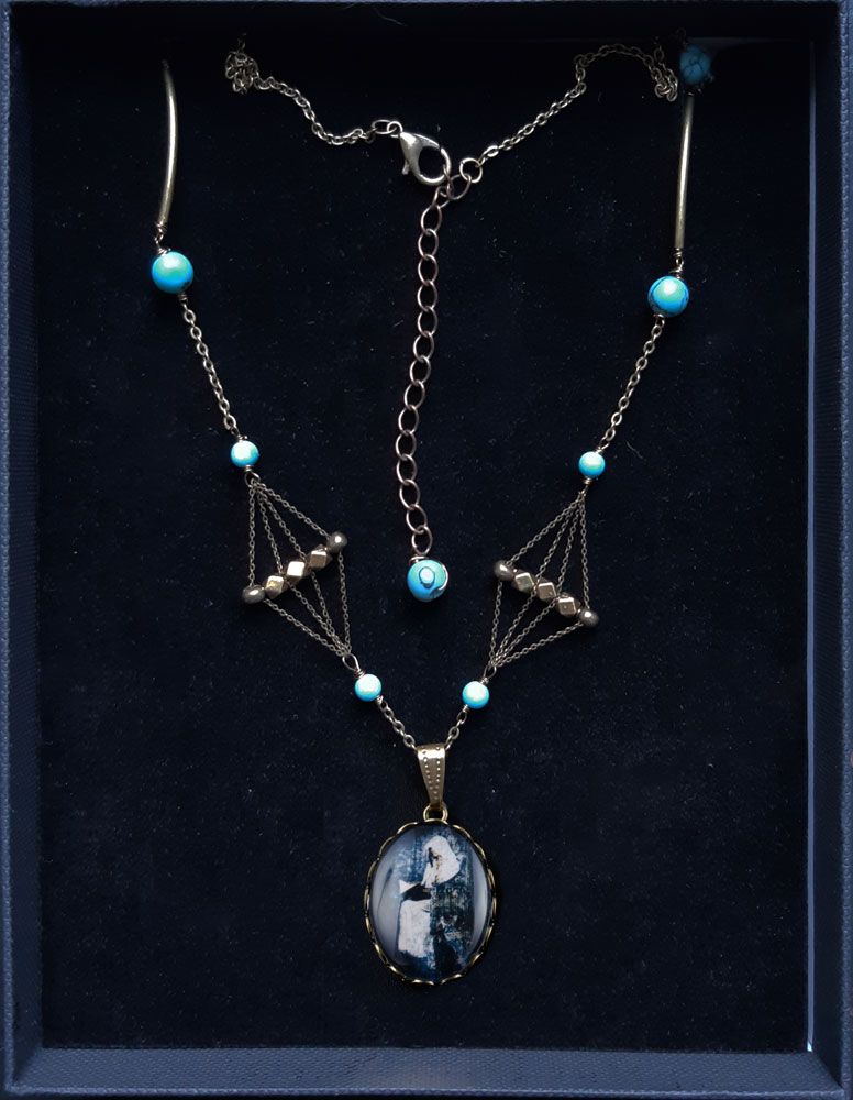 Collier N 1 (petit pendentif), Les bijoux des Lames